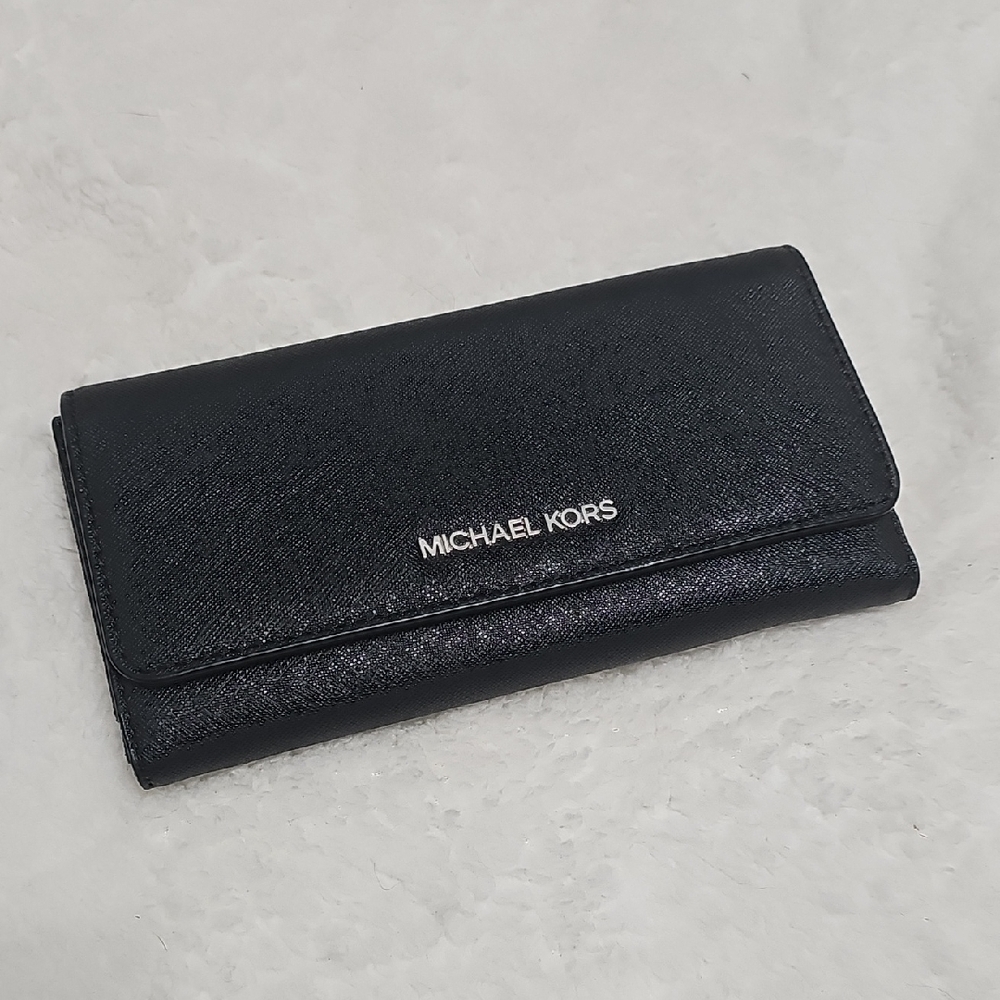Michael Kors Wallet -  Black Key Card Holder Sleek Design